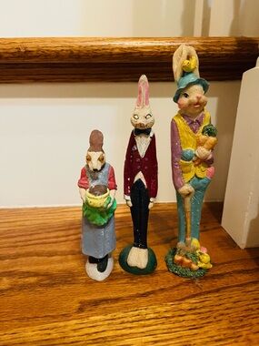3 Pencil Bunny Rabbit Figurines